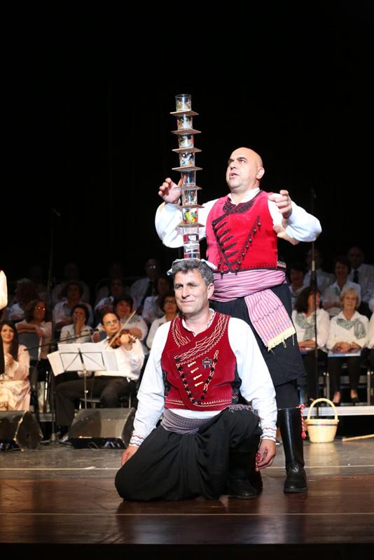 laografikos_06